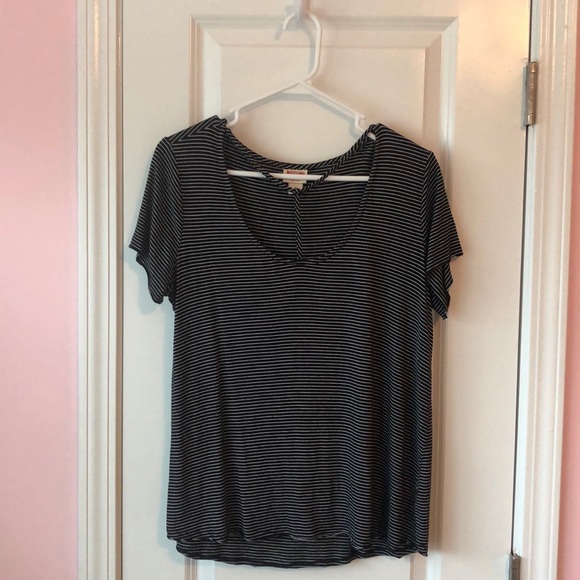 striped top - Picture 1 of 1